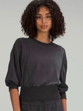 Lululemon Black Softstreme Ribbed Hem Pullover Top - Relaxed Fit 8 small flaw